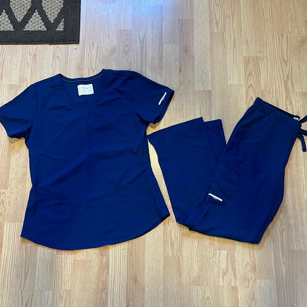Sketchers Scrub Set